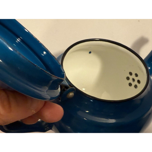 Vintage 1960's Robin egg Blue enamelware Small Teapot, 5 inch - Picture 13 of 15
